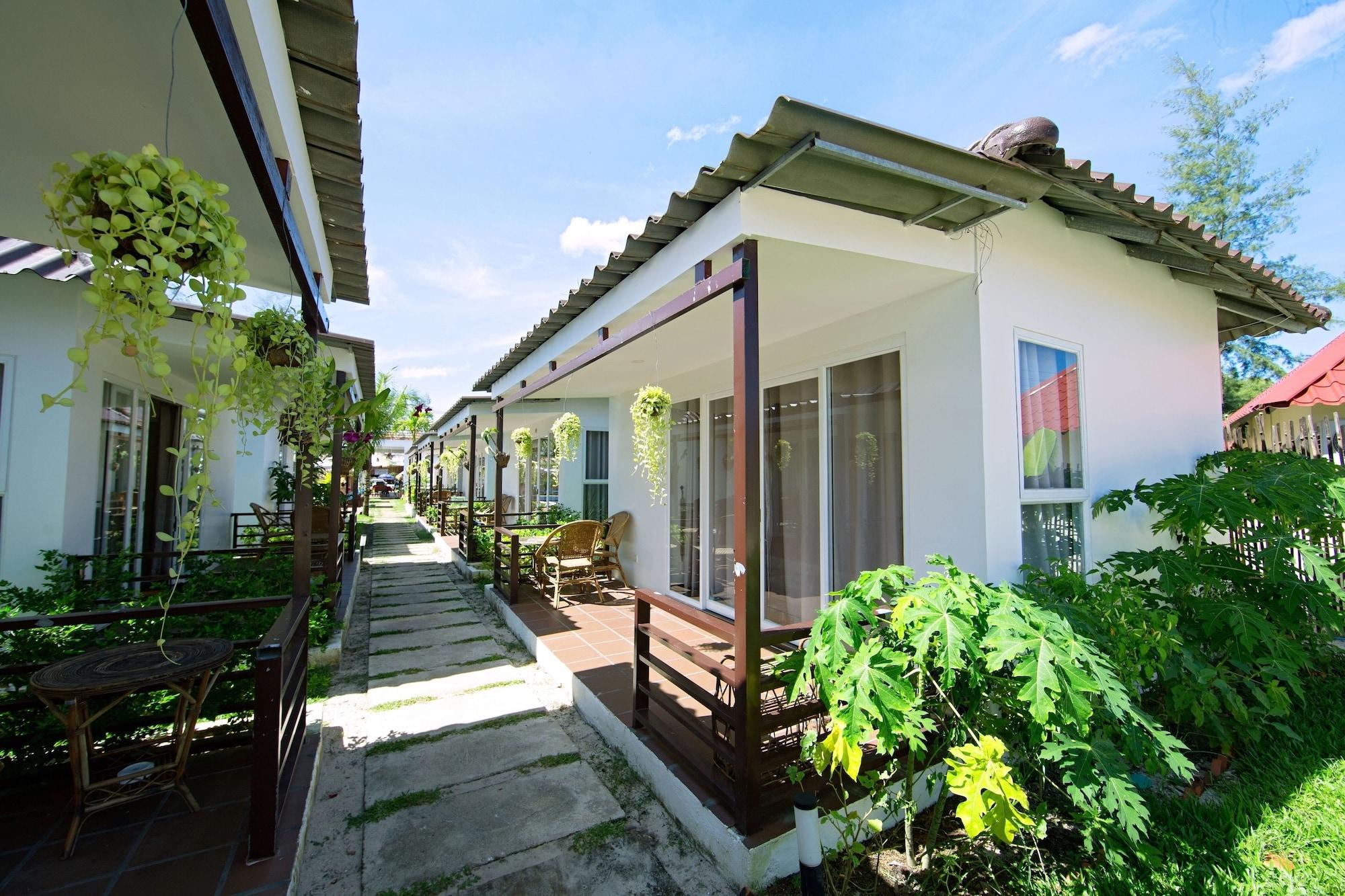 Sea Breeze Resort Sihanoukville Bagian luar foto