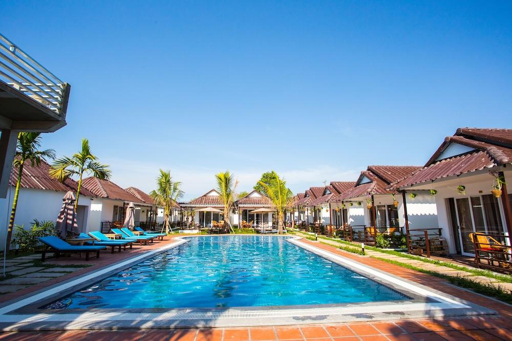 Sea Breeze Resort Sihanoukville Bagian luar foto
