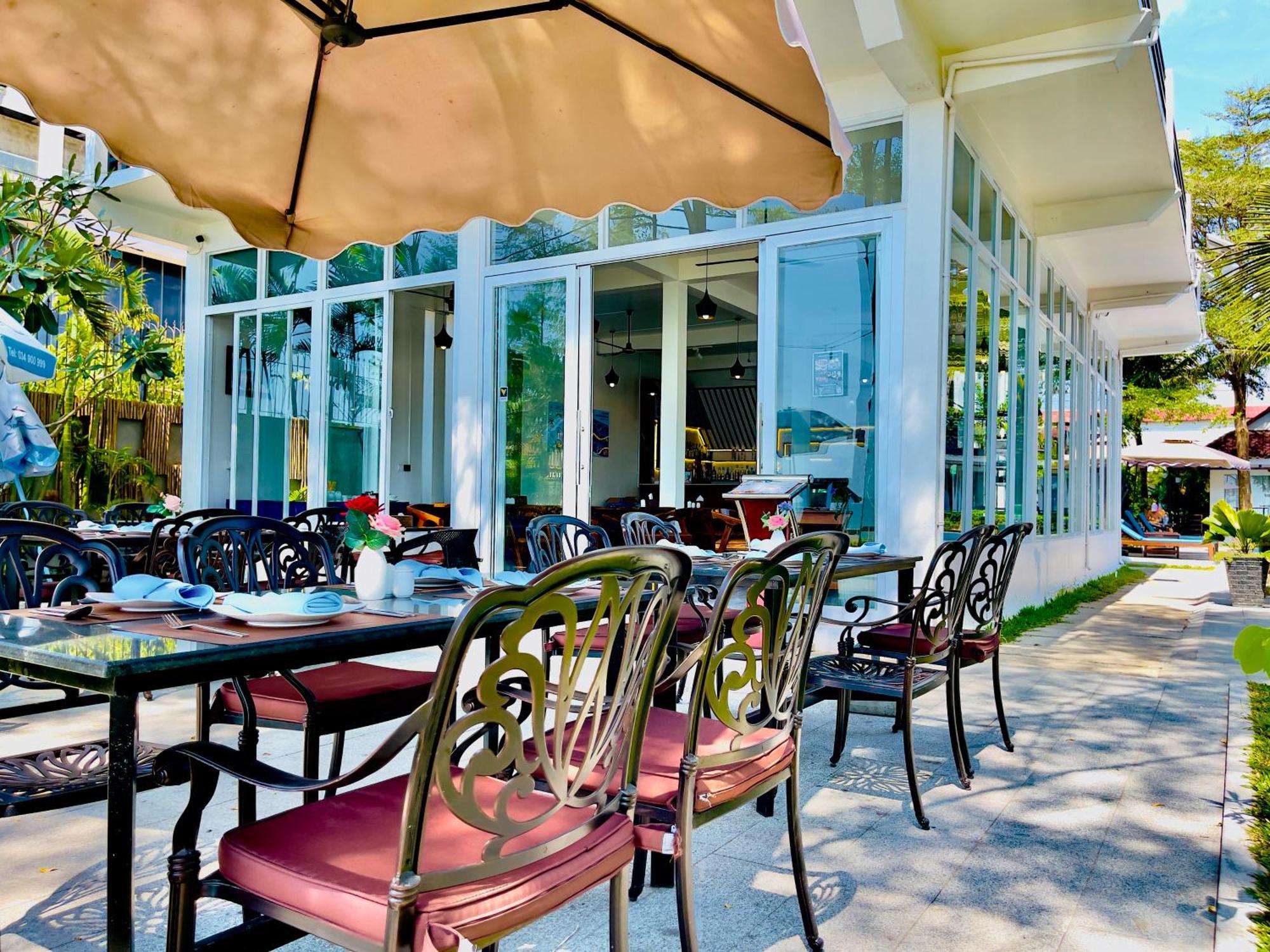 Sea Breeze Resort Sihanoukville Bagian luar foto