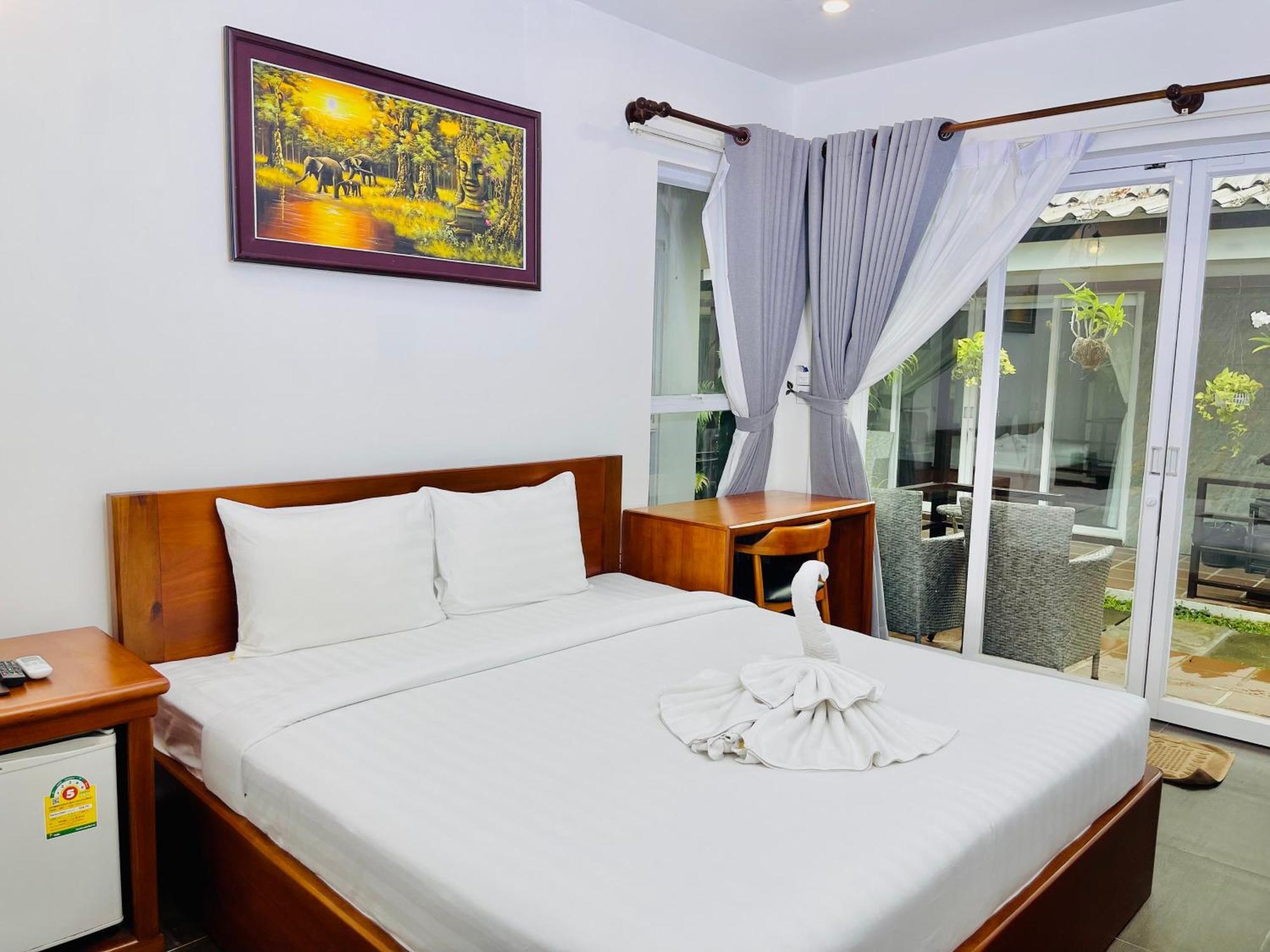 Sea Breeze Resort Sihanoukville Bagian luar foto